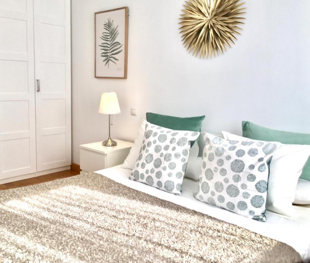 Apartamento 1 Centrico Garaje Wi-Fi Para Trabajar Apartment กาสโตร-อูร์เดียเลส ภายนอก รูปภาพ