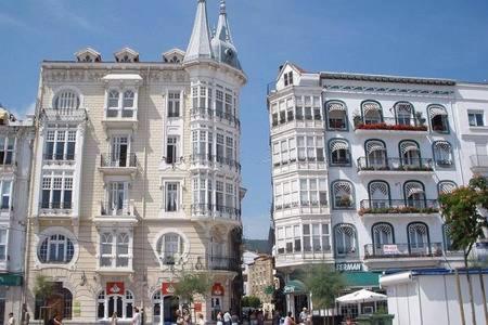 Apartamento 1 Centrico Garaje Wi-Fi Para Trabajar Apartment กาสโตร-อูร์เดียเลส ภายนอก รูปภาพ
